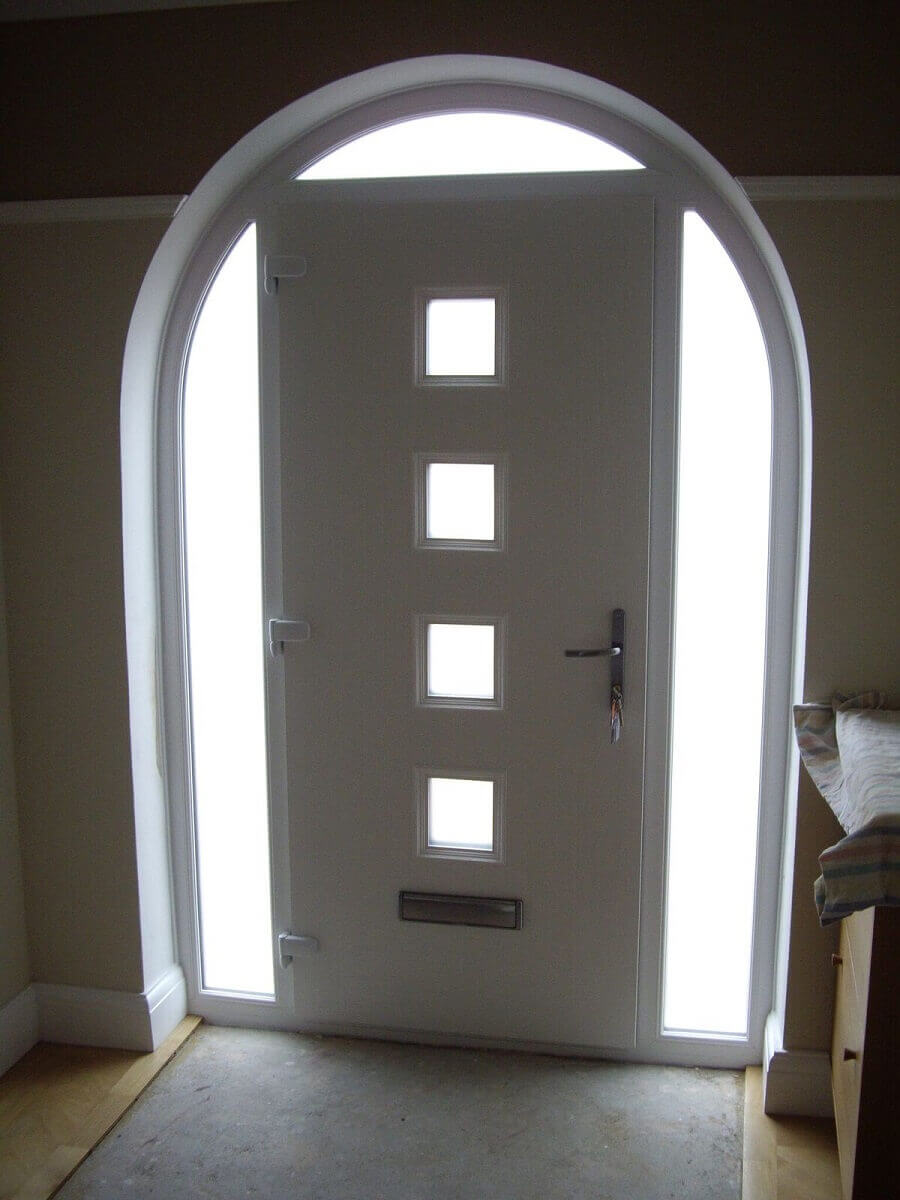 Internal view of shaped Apeer door